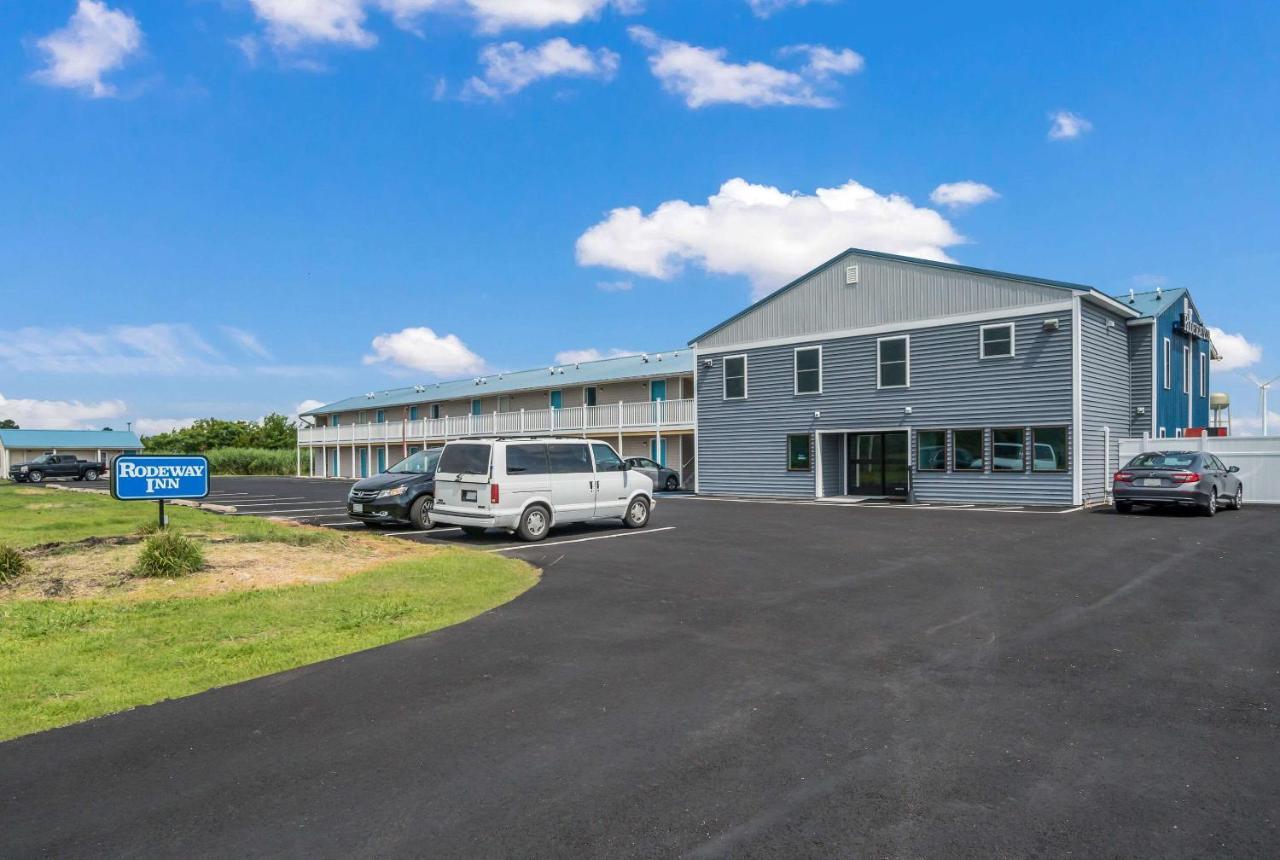 Rodeway Inn At Somers Cove Marina Crisfield Exterior photo